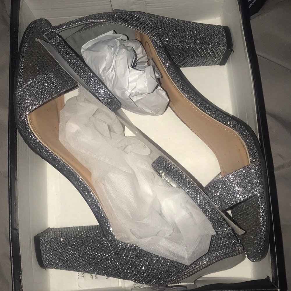 Sparkly Dark Grey Windsor Heels